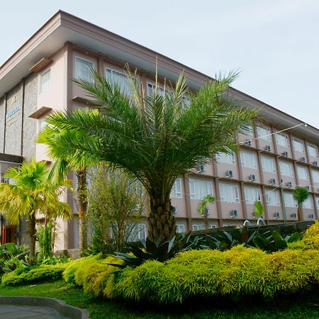Mexolie Hotel Kebumen Ngoại thất bức ảnh