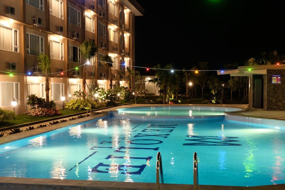 Mexolie Hotel Kebumen Ngoại thất bức ảnh