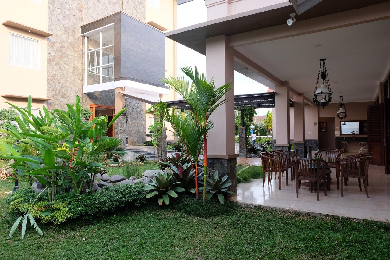 Mexolie Hotel Kebumen Ngoại thất bức ảnh