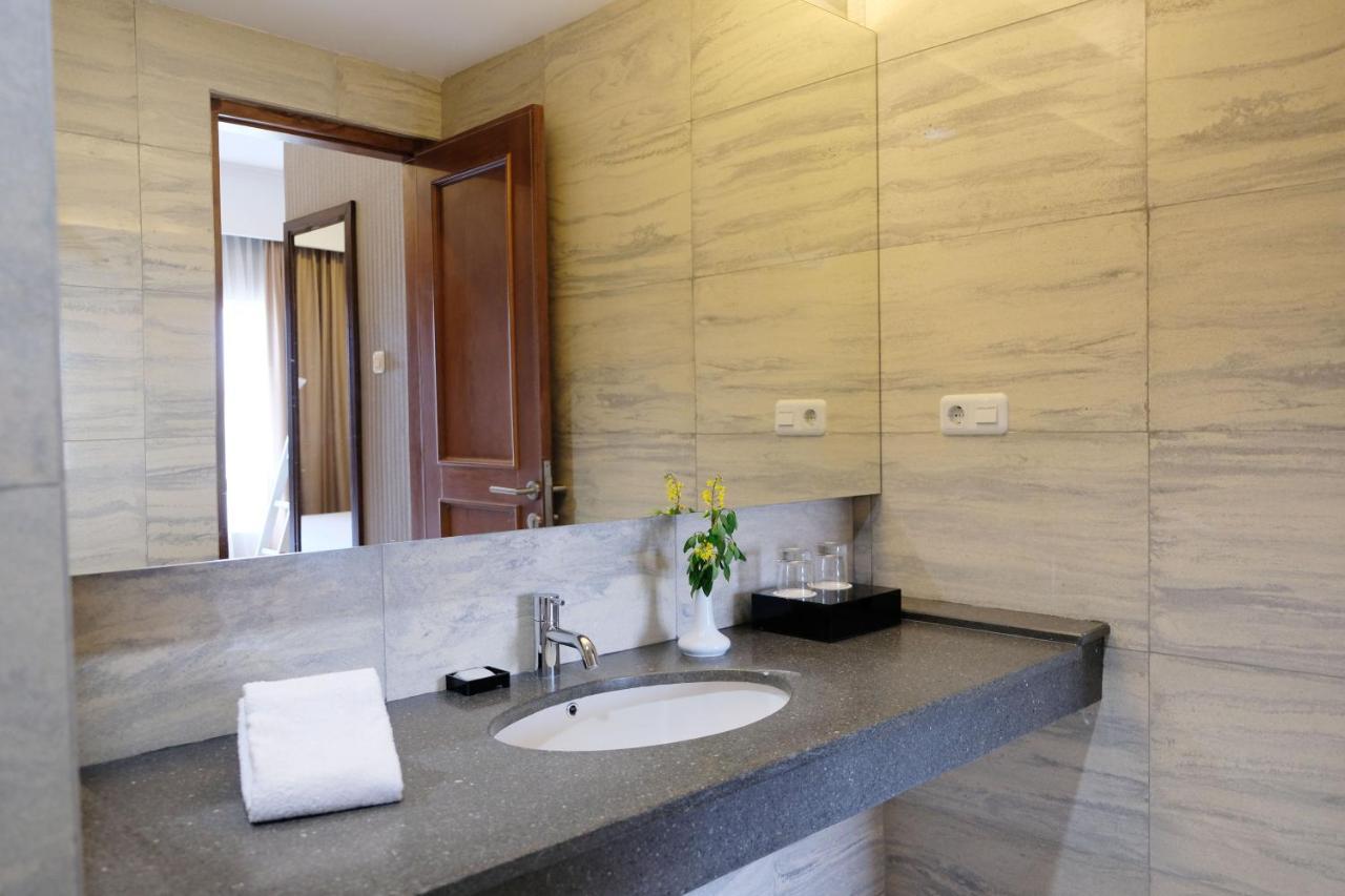 Mexolie Hotel Kebumen Ngoại thất bức ảnh