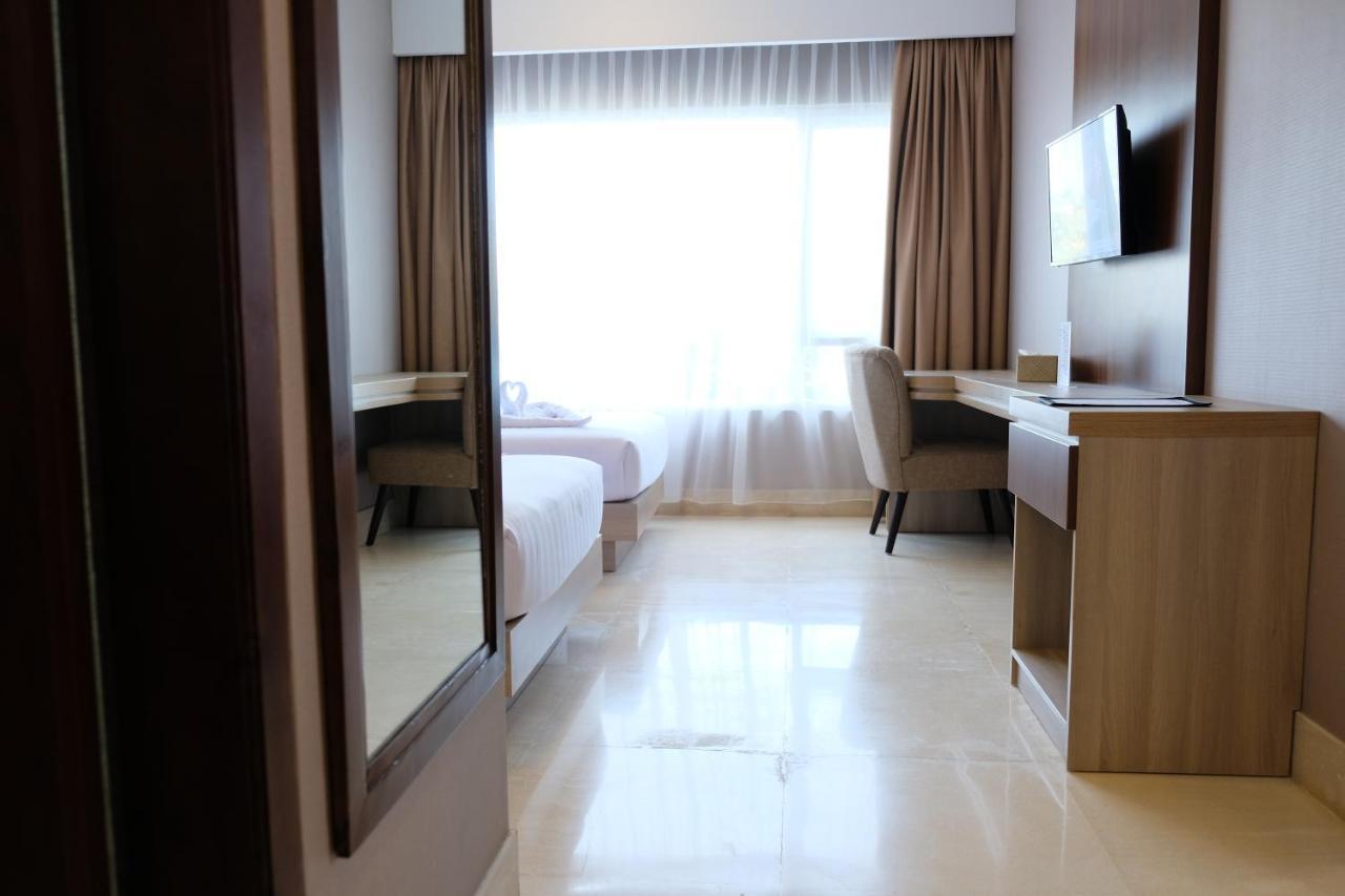 Mexolie Hotel Kebumen Ngoại thất bức ảnh
